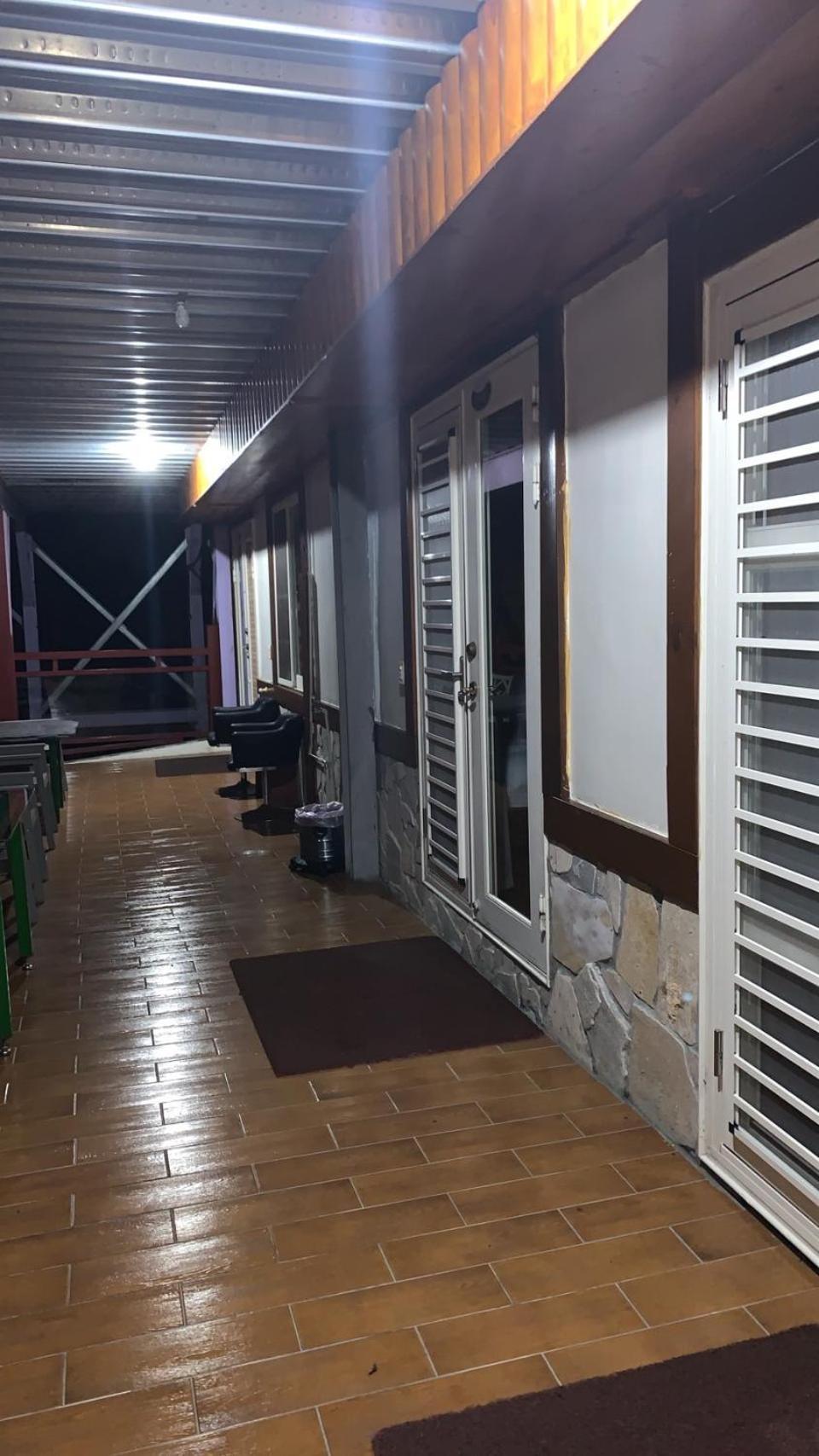 Dingdai Glass Villa Renai Bagian luar foto